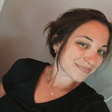 Samantha Marlow's Instagram, Twitter & Facebook