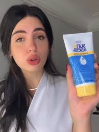 eva_sunandsea (@eva_sunandsea)