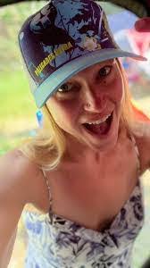 Abigail Morehead's Instagram, Twitter & Facebook