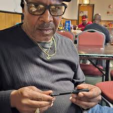 HOW TO CLEAN A LIVE BLUE CRAB (FOR GUMBO AND OTHER RECIPES)