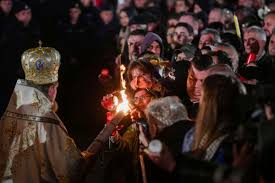 Sfântul vasile cel mare (anul nou. PaÈtele Ortodox 2020 Unde Pot UrmÄri CredincioÈii Slujba De Inviere Diaspora Uk