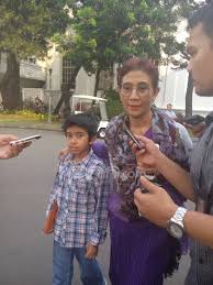 Panji hilmansyah flying naples, florida. Rapat Dengan Jokowi Menteri Susi Bawa Cucu Ke Istana Jpnn Com