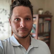 I'm happy to share that I've started a new position as Vice President,  Internal Communications at Porter Novelli!