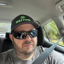 My girlfriend found me lol she had a great time at the CMA awards!!!