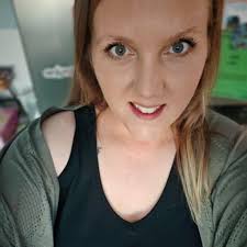 Can anyone recommend a good hoover for thick carpets? Henry kills my back!