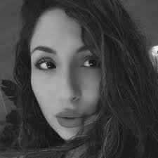 Alexia Leon (@alexialeon_official) • Instagram photos and videos