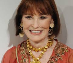 GLORIA VANDERBILT Obituary