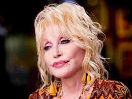 In a recent interview, dolly revealed that fans will never know what she looks like without that makeup. Have You Ever Seen Dolly Parton Without Wig Lewigs