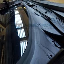 Bmw Windshield Cowl Replacement Photos Prices Amp More Expert Bmw Windshield Replacements Servicing Austin Dallas San Antonio Tx An Windshield Bmw Cowl
