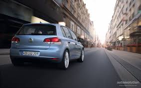 Consumul mai redus in oras 11 vs 10 iar afara 6,2 vs 5,7. Volkswagen Golf Vi 5 Doors Specs Photos 2008 2009 2010 2011 2012 Autoevolution