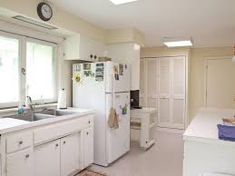how to decorate kitchen counters: hgtv