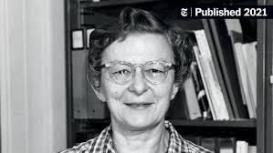 Ruth Freitag, Librarian to the Stars, Dies at 96