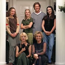 A subreddit dedicated to the 90's show sabrina the teenage witch. The Og Sabrina The Teenage Witch Cast Has Not Aged A Day In This Adorable New Video