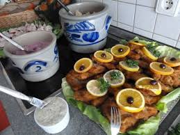 Nostalgisches Kaltes Buffet 60 Er Jahre Schnitzelplatte Rezept Rezept Ideen Fur Kaltes Buffet Buffet Essen 90s Essen