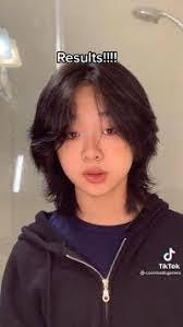 Elizabeth Marconi's Instagram, Twitter & Facebook