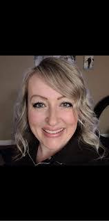 Pamela Pike's Instagram, Twitter & Facebook