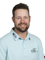 Larry Lomax's Instagram, Twitter & Facebook