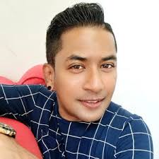 𝒌𝒆𝒏 𝒄𝒉𝒊𝒏陈公子🇨🇳🇲🇾 (@kenchin0505)