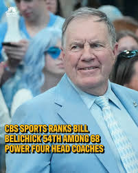 Tom Curran discusses early looks at Drake Maye with Mike Vrabel at  Patriots' OTAs