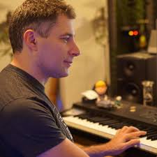 Jonathan Lipow • Voice Actor