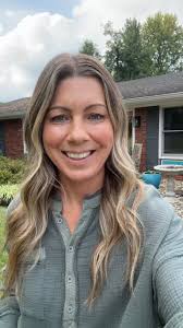 📢 NEW PRICE > If you would like to see more of this big beautiful ranch  home located in a highly desirable neighborhood in Crestview Hills, I will  be here today until