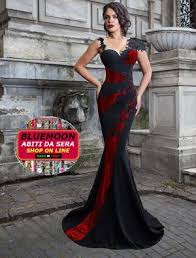 Li amiamo perché sono confortevoli e la loro ampia varietà di colori e trame ci permette di scegliere tra mille stili diversi. Abiti Lunghi Da Sera Online