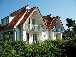 Wlan ist in der gesamten unterkunft gegen aufpreis verfügbar und die privatparkplätze an der unterkunft nutzen sie kostenfrei. Ferienhaus Ferienwohnung Hiddensee Mit Fernseher Urlaub 2021 2022 Buchen