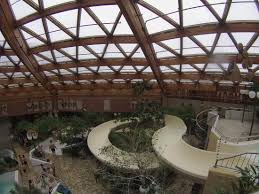 Blick Uber Das Aqua Mundo Mit Reifen Rutsche Bild Von Center Parcs Park Nordseekuste Tossens Tripadvisor