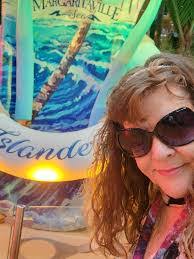 Veronica Dearman's Instagram, Twitter & Facebook