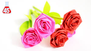 Come Fare Una Rose Di Carta Video Tutorial Di Origami Per Imparare A Realizzare Passo Passo Una Rosa Or Rosa Di Carta Fiori Di Carta Fai Da Te Carte Fai Da