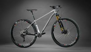 Sir 9 Radfahren Und Grau