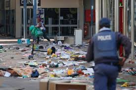 In johannesburg, hundreds defied restrictions to demonstrate in two disenfranchised suburbs late saturday, but their protests ended in violence, looting and 25 arrests, police said. 6jkk4oqss9wvm