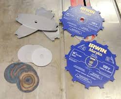 Yes, the gts1031 table saw can do dado cutting by using a dado blade. Irwin Marples 8 Dado Blade Set Review