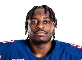 Eli Hall's Instagram, Twitter & Facebook