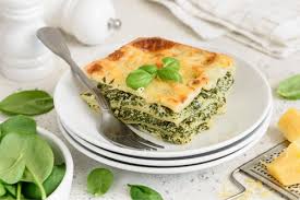 Variasi olahan bayam selain dibuat sayur bening. Bosan Olahan Bayam Yang Itu Itu Saja Cobalah 9 Resep Kreasi Masak Bayam Pilihan Bp Guide
