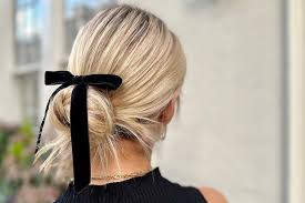 35 Easy Wedding Guest Hairstyles For Every Dress Code