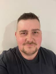 To my 30-39 year old facebook friends, y'all got y'all gray hair yet 🧐😂