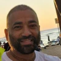 100+ 'Robin' profiles