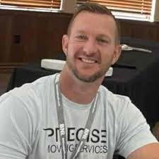 Thomas Cale's Instagram, Twitter & Facebook