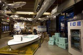 Yeti Flagship Store By Lauckgroup Austin Texas Retail Design Store Design Retail Design Blog