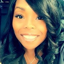 Elsa Ward's Instagram, Twitter & Facebook