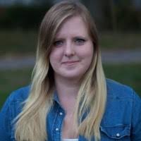 60+ perfiles de «Alida»