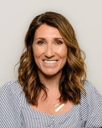 Tracey Dugan's Instagram, Twitter & Facebook