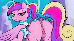 Watch Princess Cadence in Give me an O! 