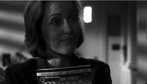 â•ŸWhat am I looking at, Mulder?â•Ž: Licensed comics and the freedoms of  transmedia storytelling