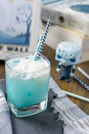 Game Of Thrones Ice Dragon Cocktail Rezept Dieses Game Of Thrones Rezept Eh Diy Blog Game Of Thrones Cocktails Game Of Thrones Drink Cocktails