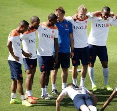 De huidige selectie van het nederlands elftal. Wk2014 Nederlands Elftal Telt Tien Nationaliteiten Waterkant