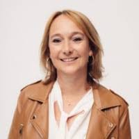 Christine Schumm's Instagram, Twitter & Facebook