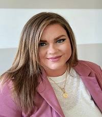 Kristy Weber's Instagram, Twitter & Facebook