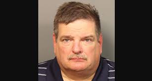 Russell Ledbetter's Instagram, Twitter & Facebook